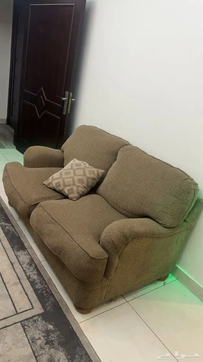 كنب ثلاث قطع 2