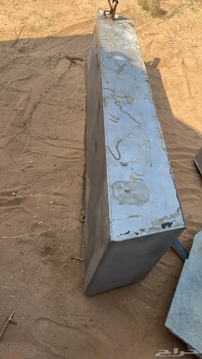 تانكي بنزين أو ديزل حديد ثقيل نظيف شرط 1