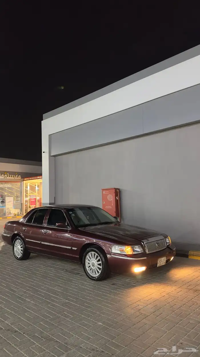 للبيع فورد ماركيز 2009 او بدل مناسب 4