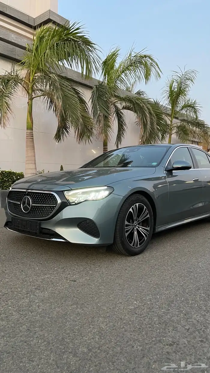 مرسيدس E200 2025 عداد 5 آلاف km ضمان الجفالي الى 2027 12