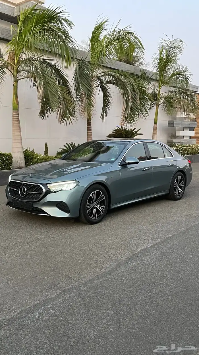 مرسيدس E200 2025 عداد 5 آلاف km ضمان الجفالي الى 2027 0