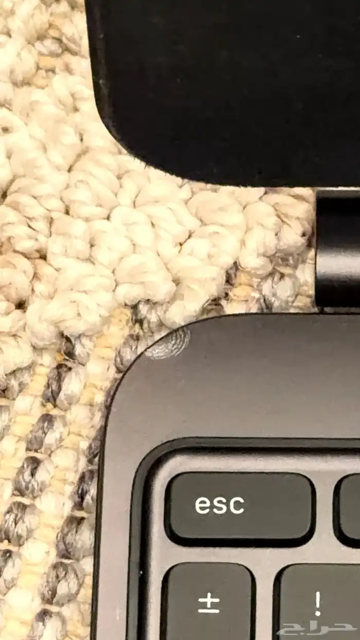 ايباد برو 11 انش 256 جيجا مع كيبورد 8