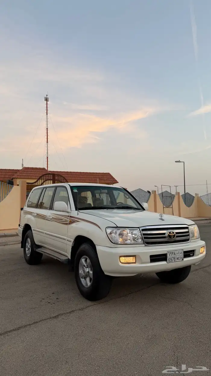 لاندكروزر جي اكس ار 1