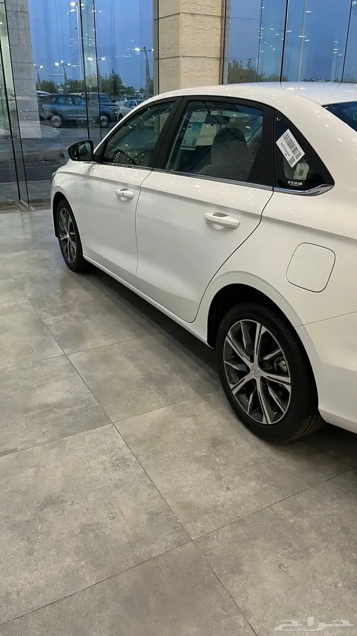 جيلي ايمجراند فل 2025 بسعر حصري لدي شركه روتانا 4