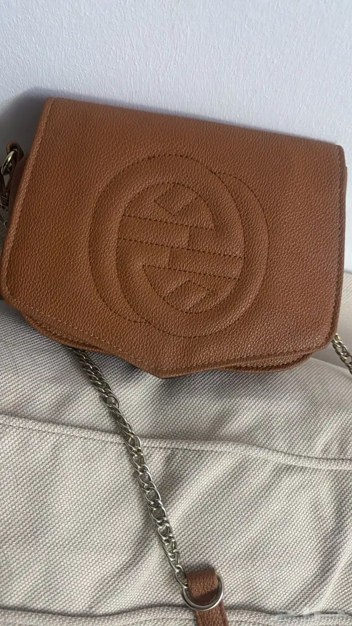 اربع شنط صغيره ب 50 1