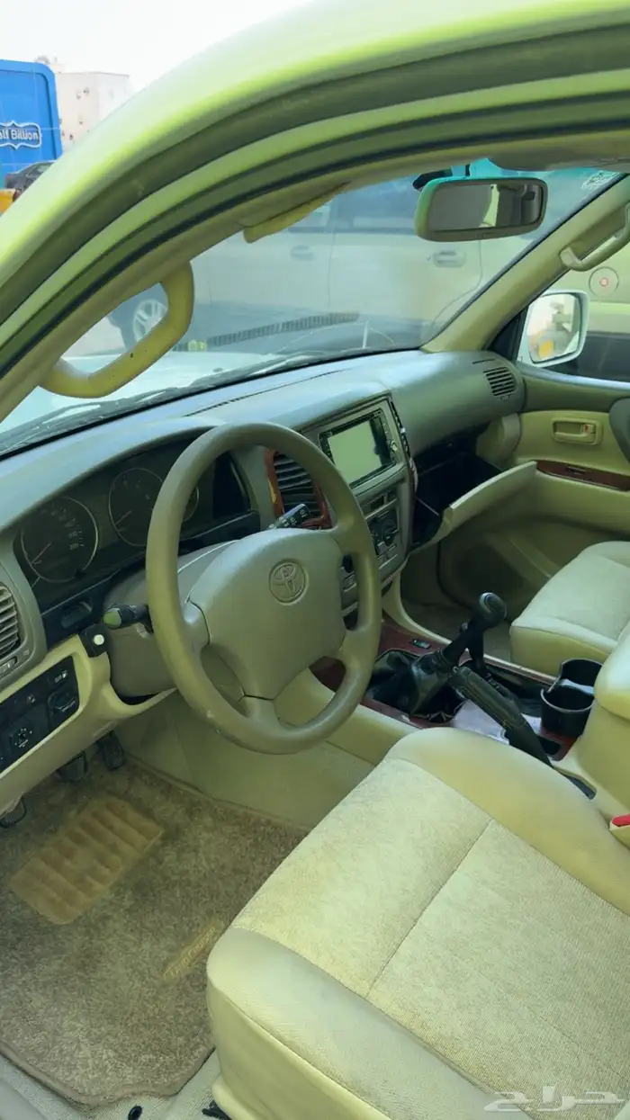 لاند كروزر 2005 قير عادي فل كامل دفلوك 3