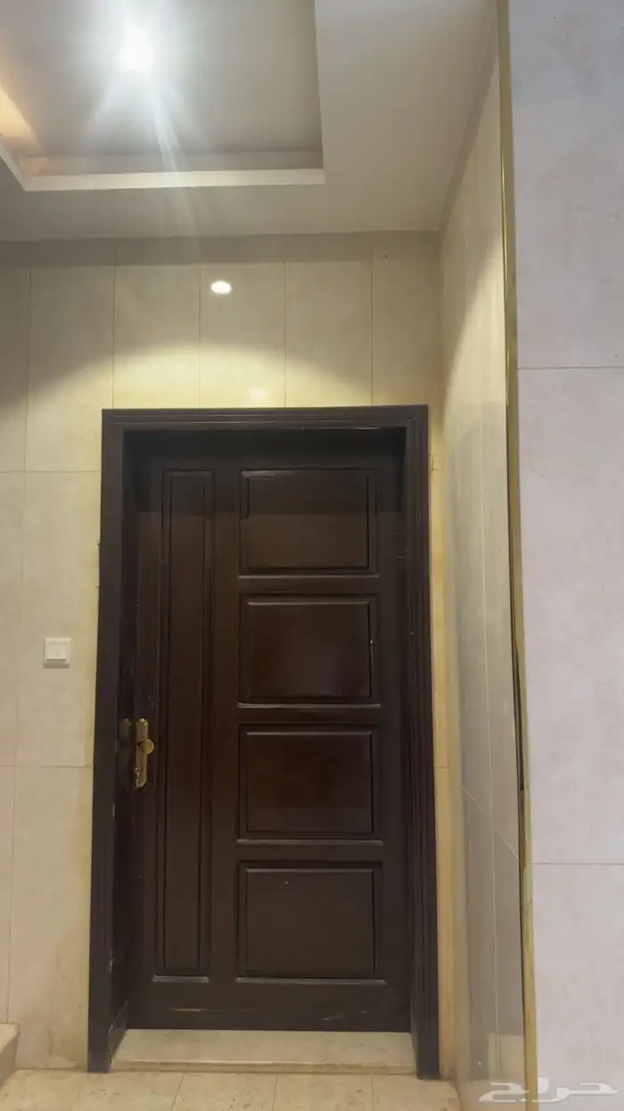 شقه 3 غرف وصاله ودورتين مياه وغرفة غسيل بحي الصالحية بجدة 13