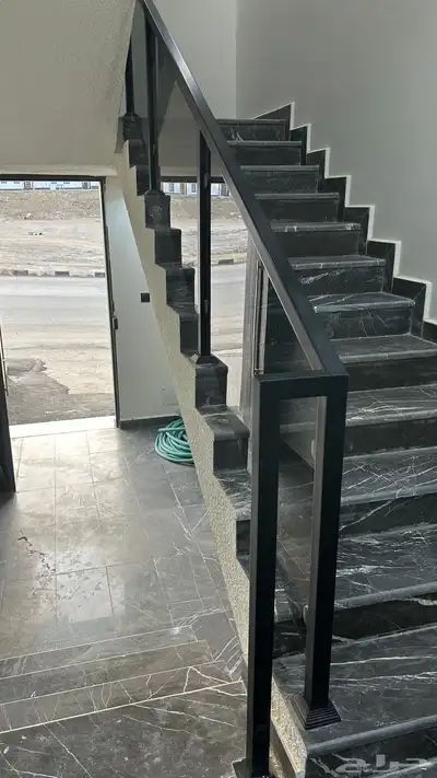 للبيع روف علوى بالمحاله ابها بسعر 730 الف index