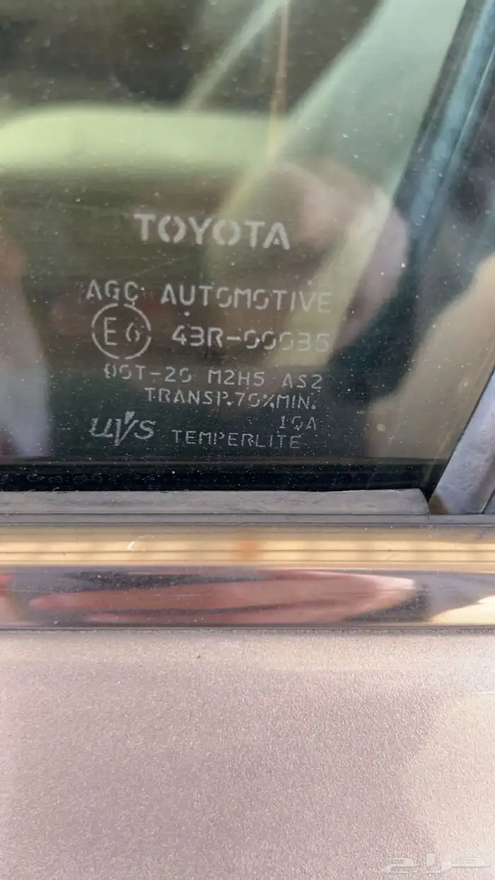 كامري هايبرد اللون ذهبي شبه الجديده 37