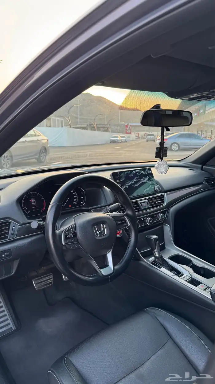 هوندا اكورد 2018 سبورت 12
