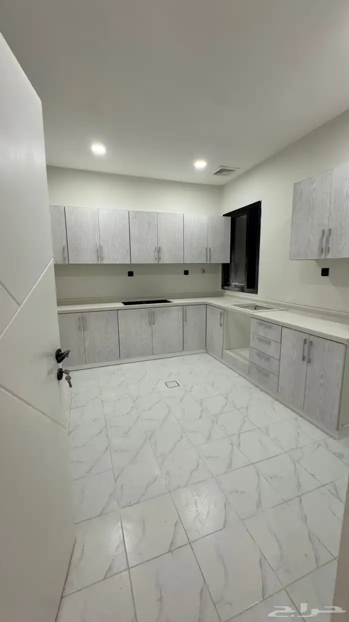 إعلان شقة للإيجار   حي الحمراء  الخبر 6