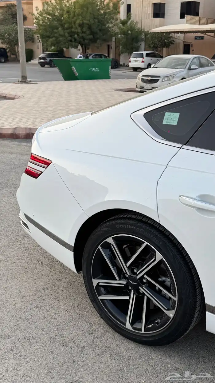 جينسيس 2025 4