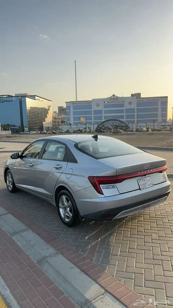 اكسنت وكالة نظيفة جدا 3