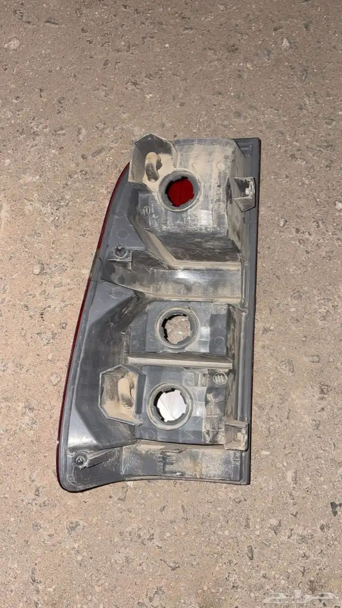 صدام هايلكس وكاله وشمعات واصطب خلفي اصلي وكاله 5