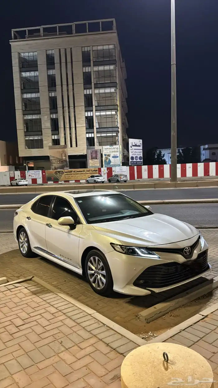 للبيع كامري 2020 3
