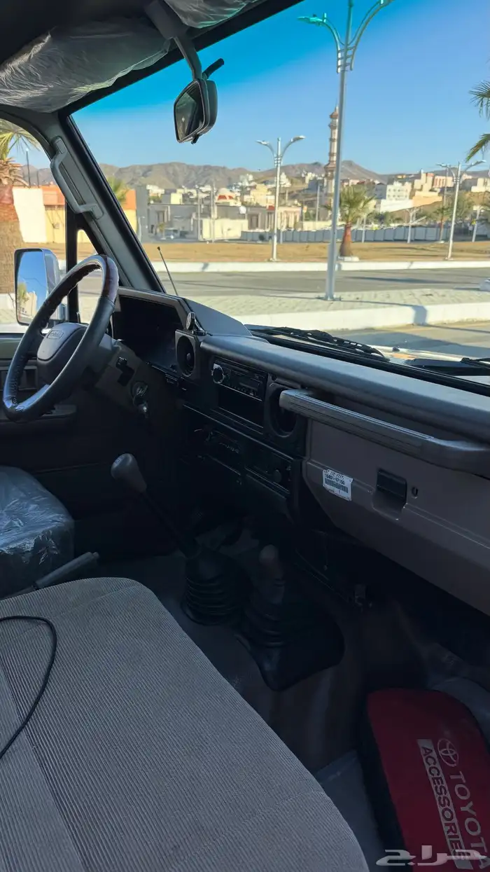 للبيع شاص مخزن 82