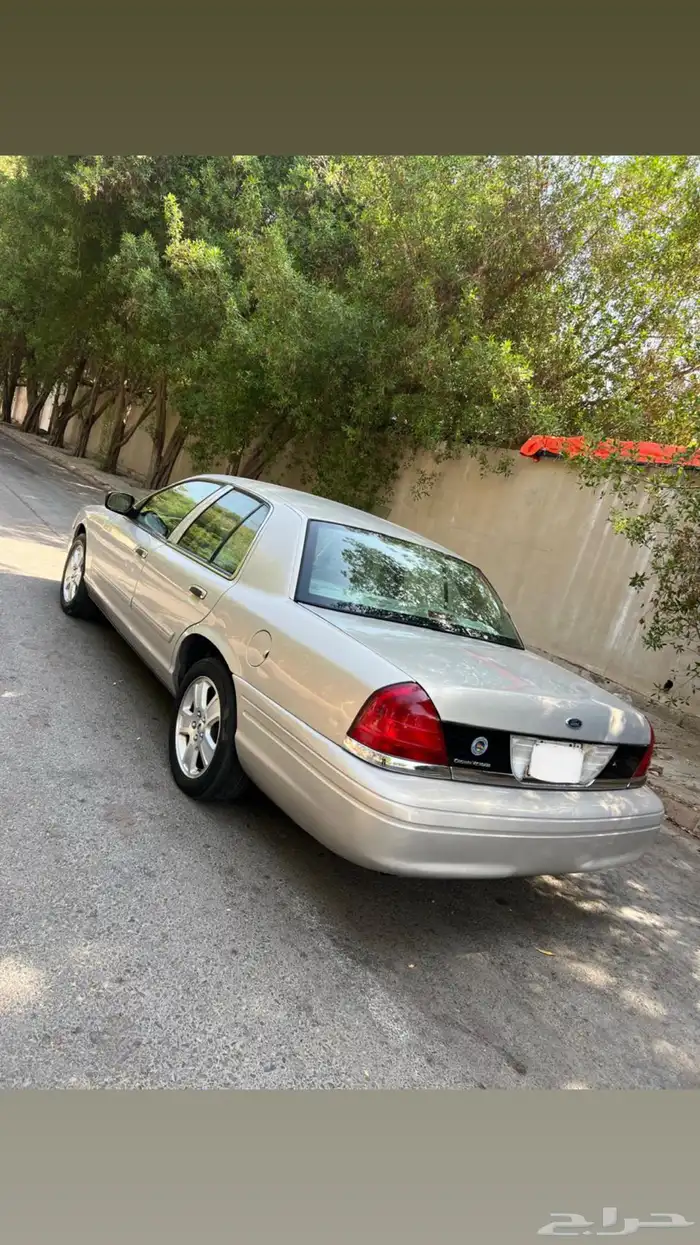 فورد - كراون فتوريا 5