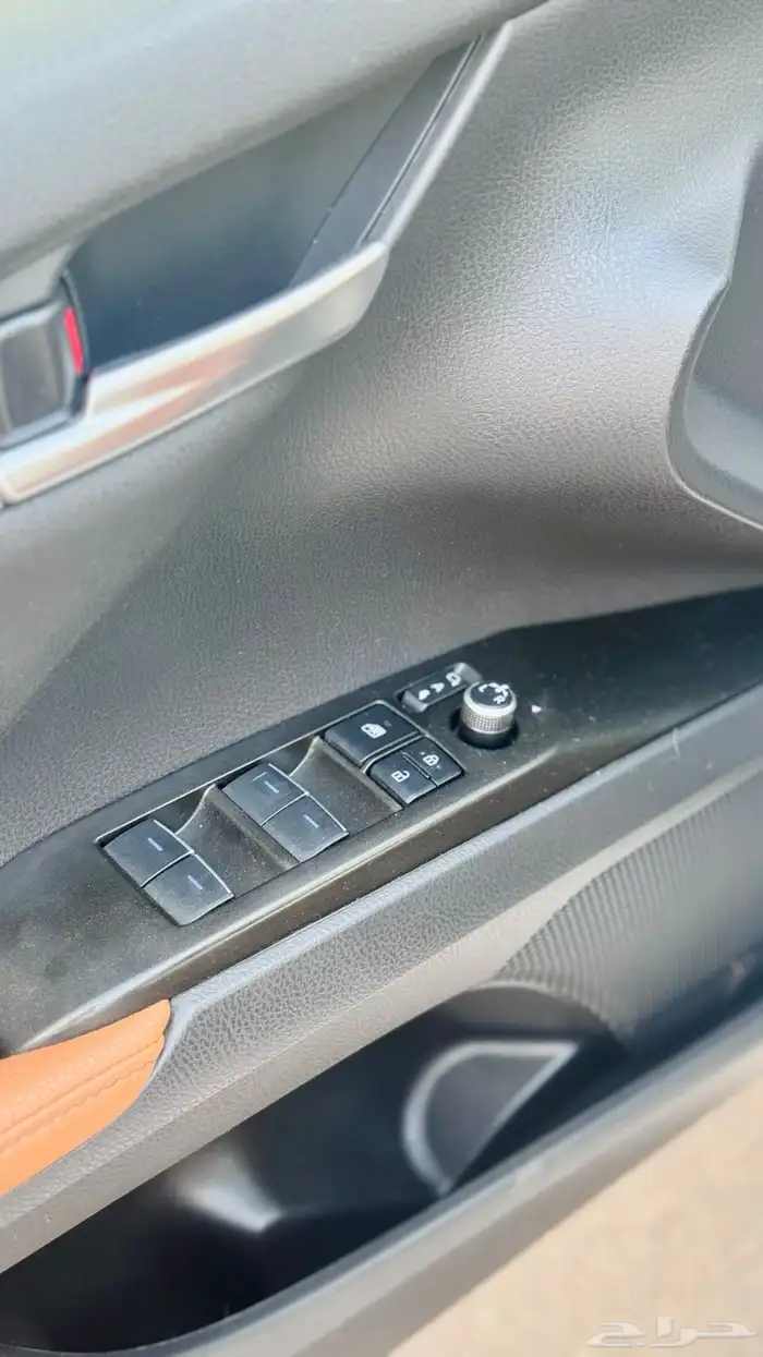 تويوتا كامري 2023 للبيع بسعر جميل 17