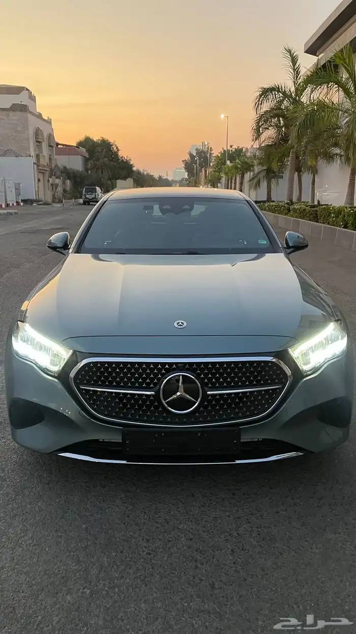 مرسيدس E200 2025 عداد 5 آلاف km ضمان الجفالي الى 2027 11