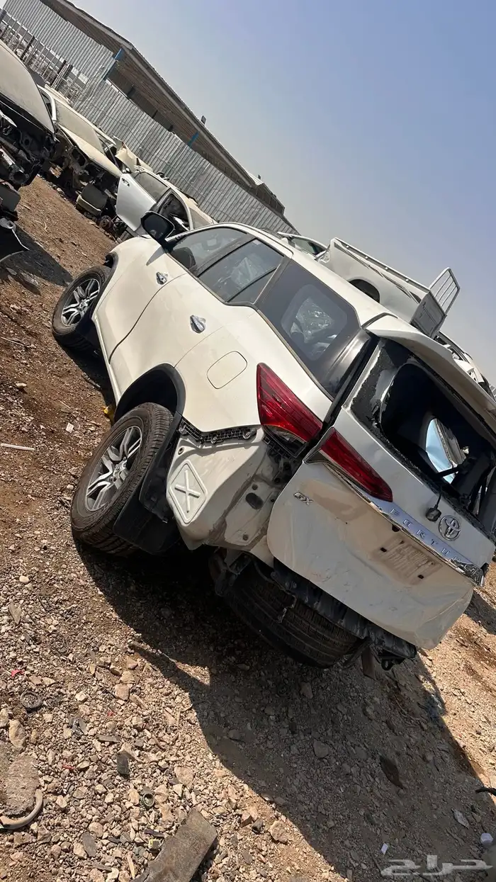 تشليح قطع غيار. فورش نر. هايلوكس ايسوزو انوفاء 5