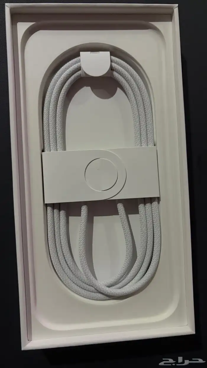 ايفون 17 العادي 256 3