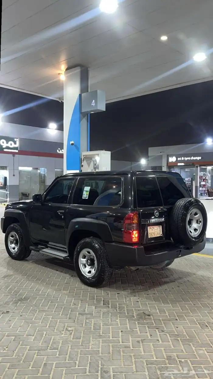 جيب نيسان سفاري ربع 9