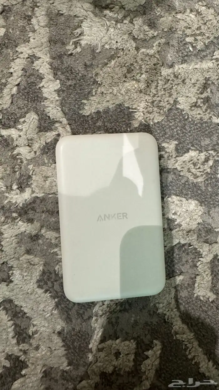 شاحن لاسلكي انكر اصلي 1