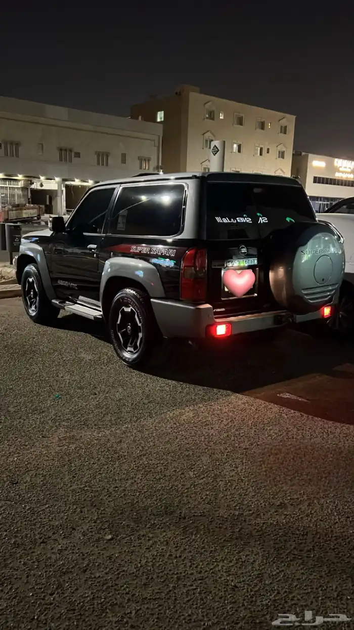 باترول 2008 خالي من الحوادث مكينة وقير على الشرط 1