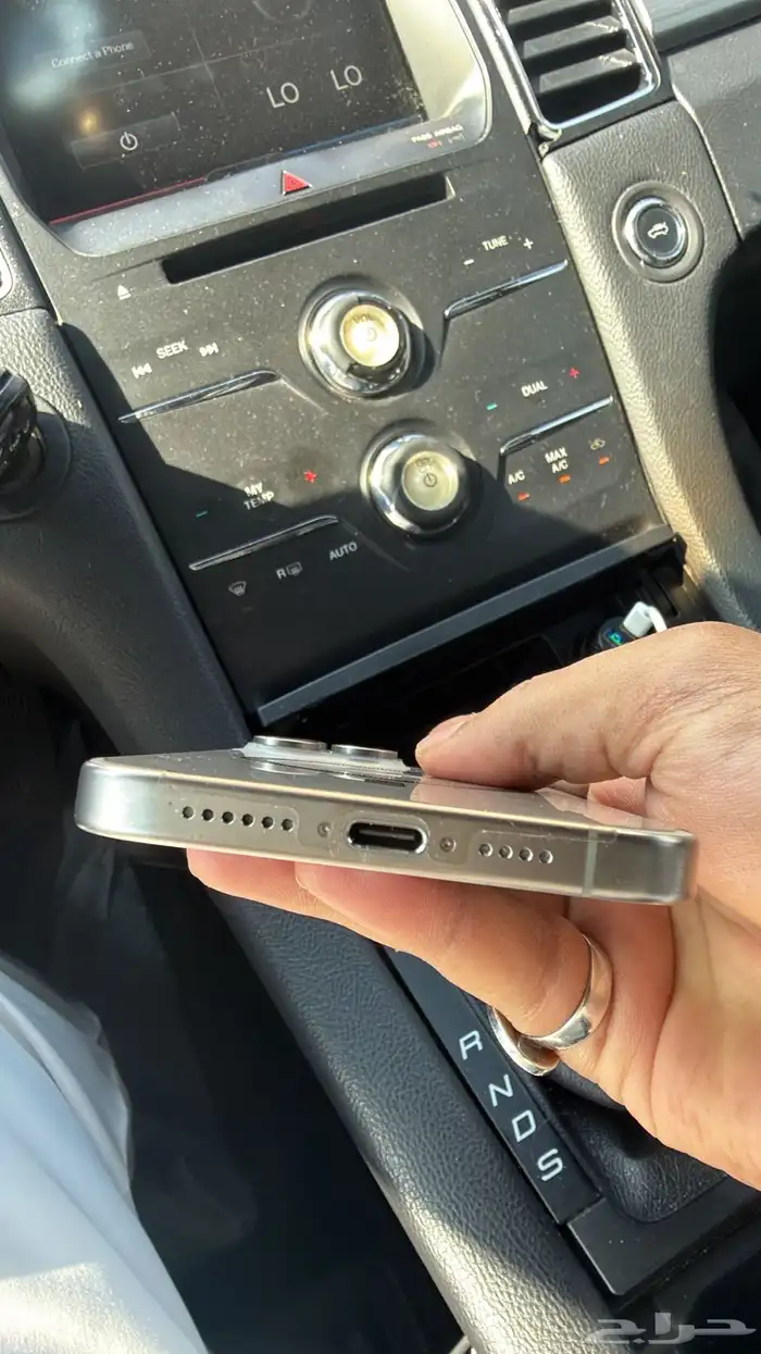 إيفون 15 برو ماكس 512 نظيف جدا 5