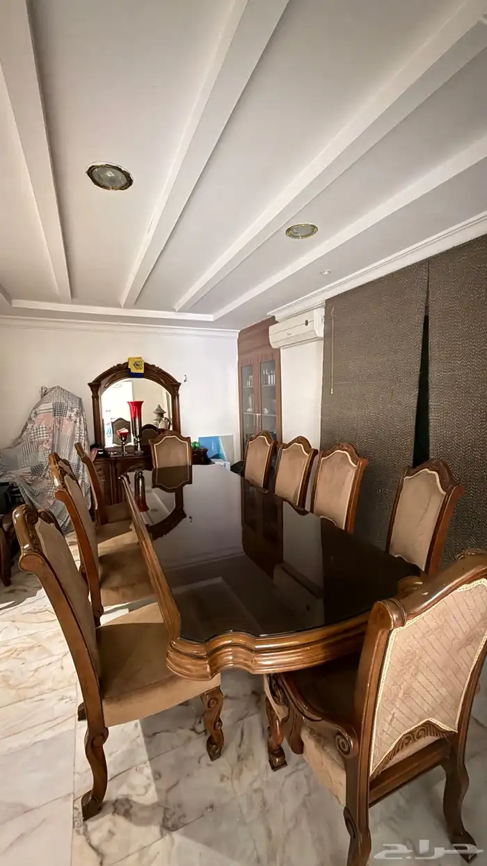 طاولة طعام 1