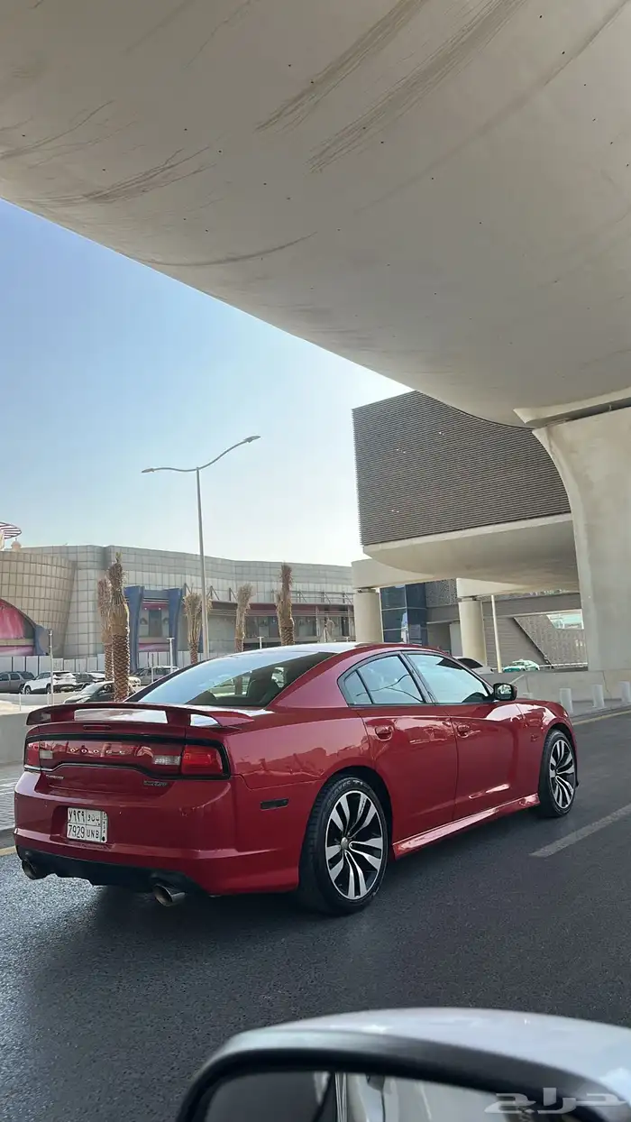 تشارجر 2012 للبيع 3