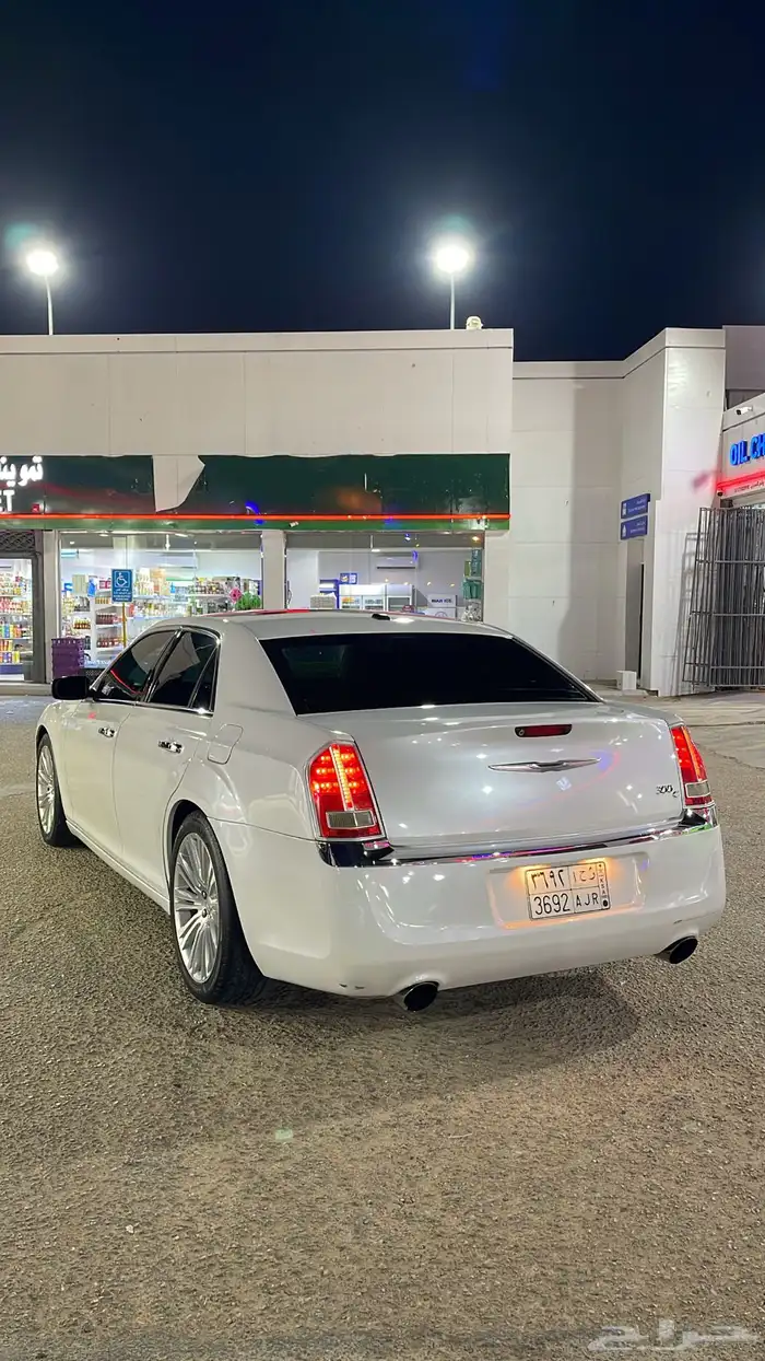 كرايسلر 2011 11