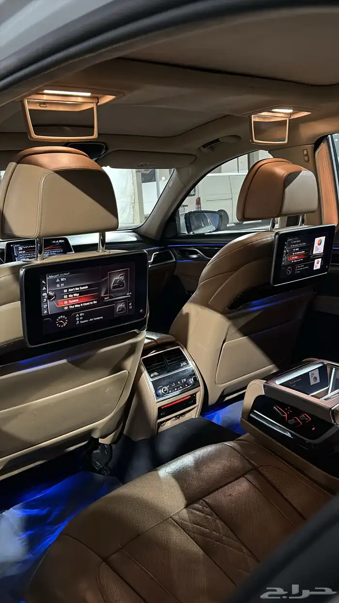 بي ام دبليو 740 اكبر حجم فل مواصفات 11