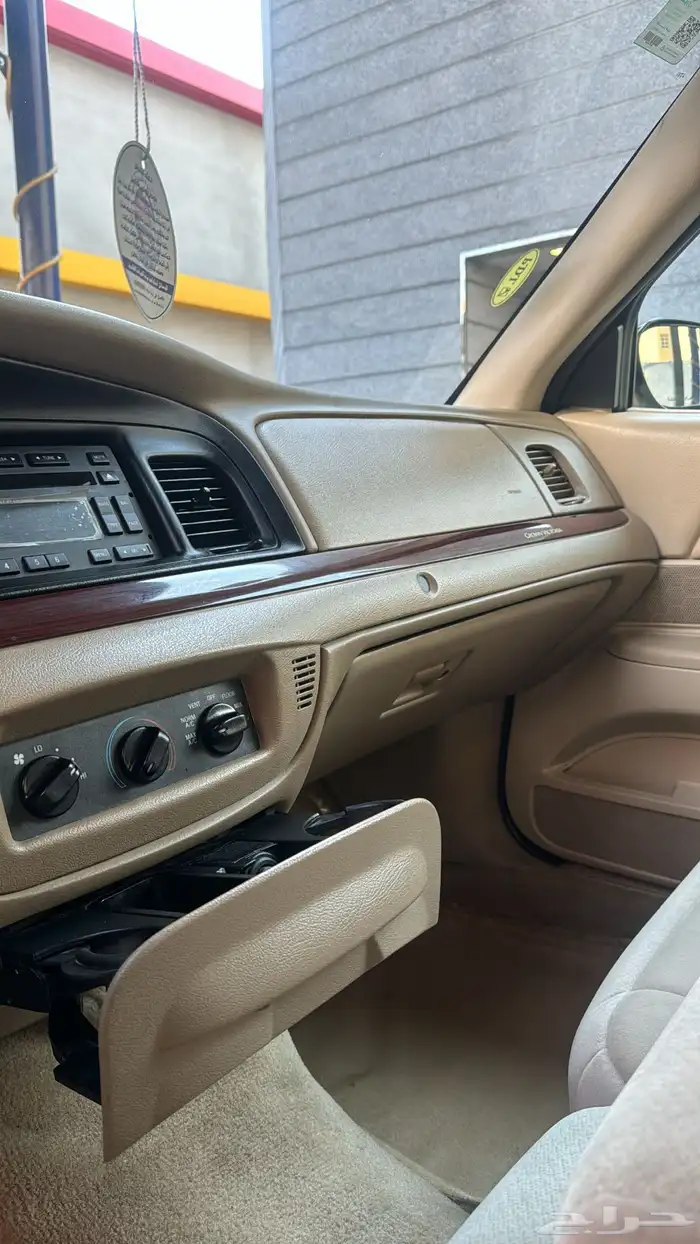 فورد فكتوريا 2012 صنف (( تم البيع قبل العرض )) 13