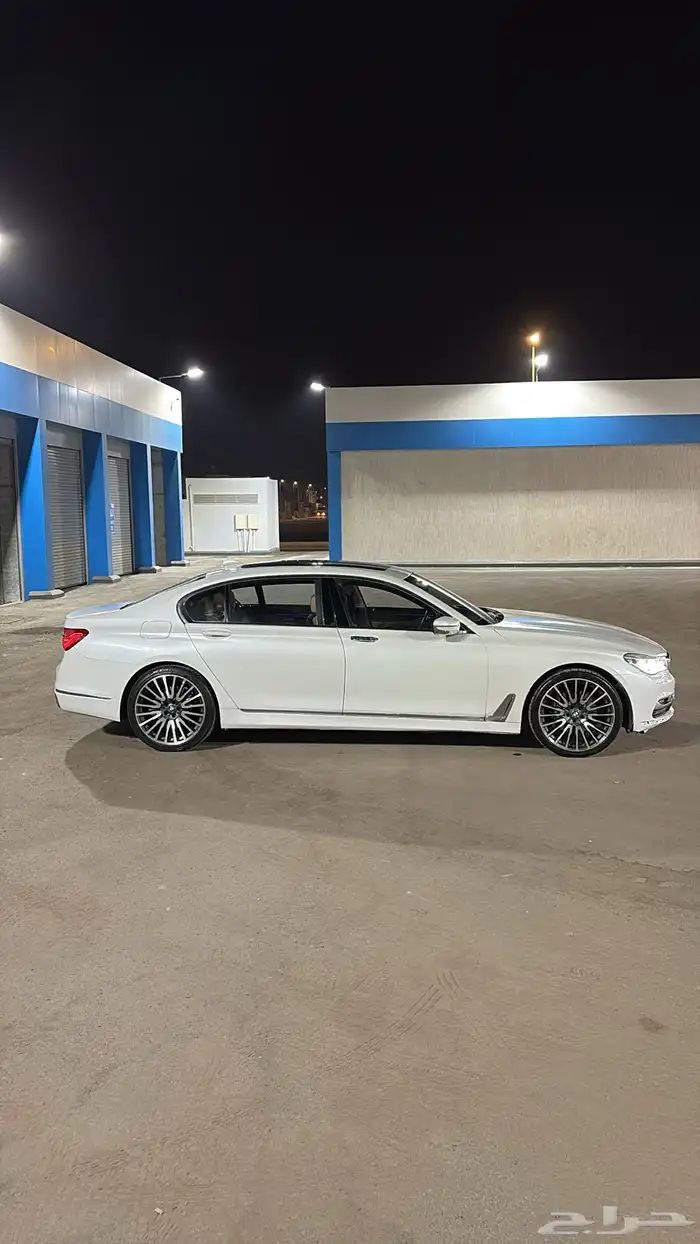 بي ام دبليو 740 اكبر حجم فل مواصفات 0