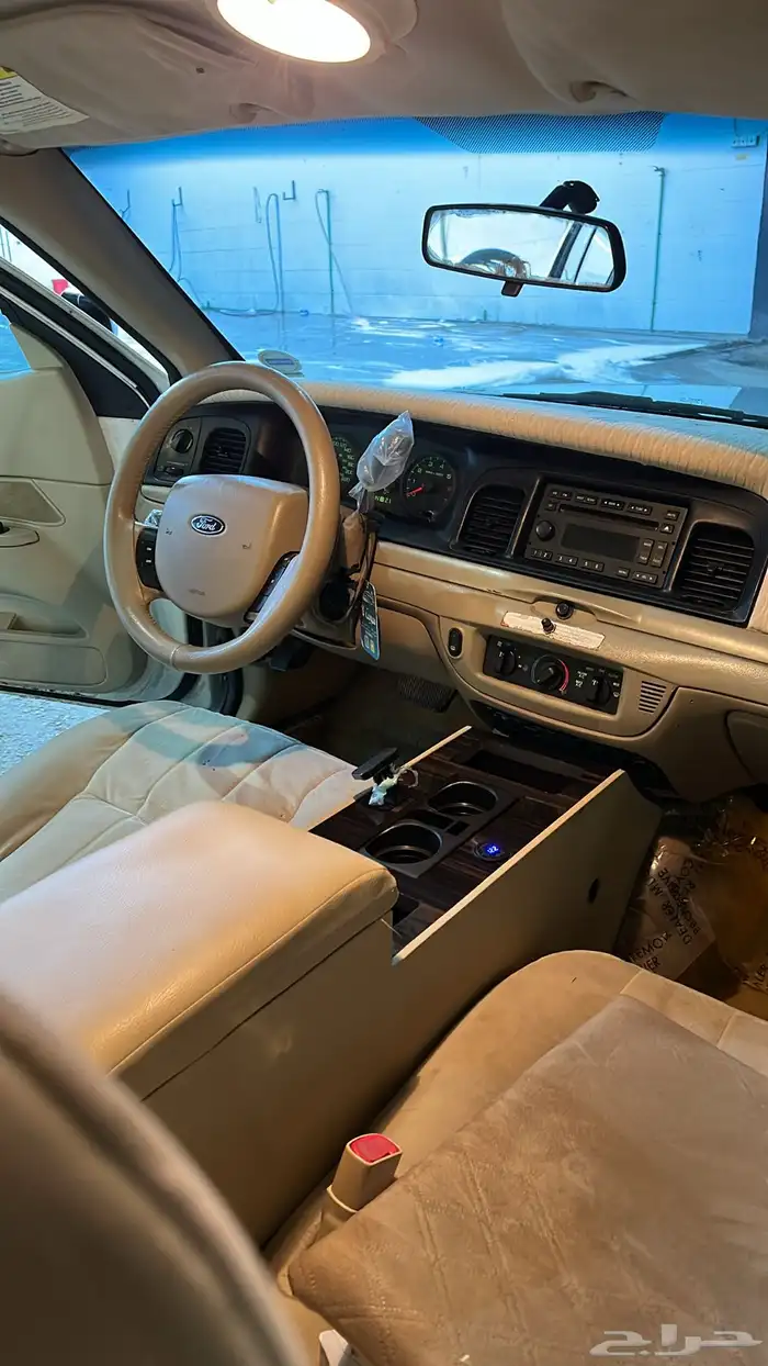 فورد فكتوريا2010 2