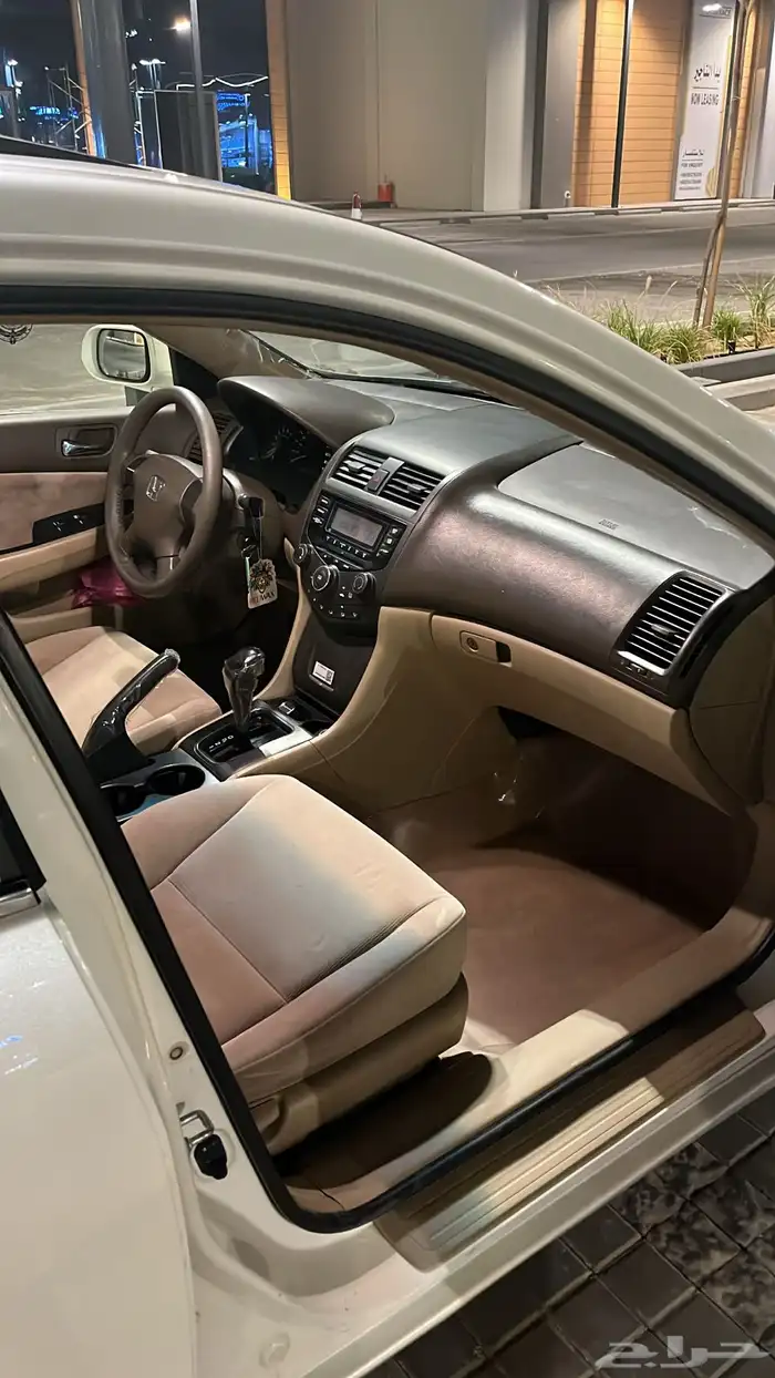 هوندا اكورد2006 10