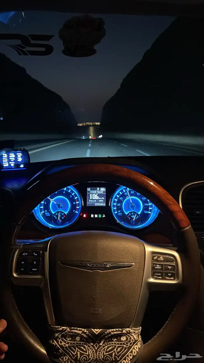 كرايسلر 2011 10