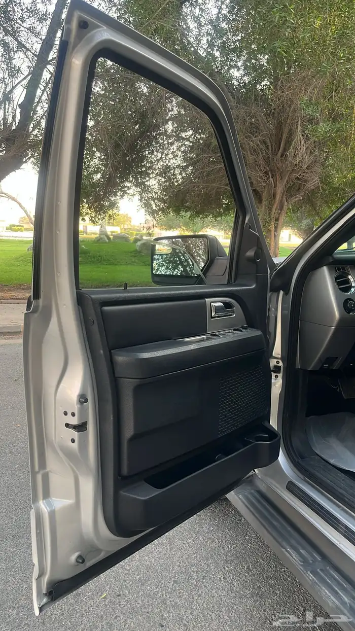 فورد اكسبدشن - 2016 - تحت الفل بدرجة -ممشى قليل - شبه وكالة 40