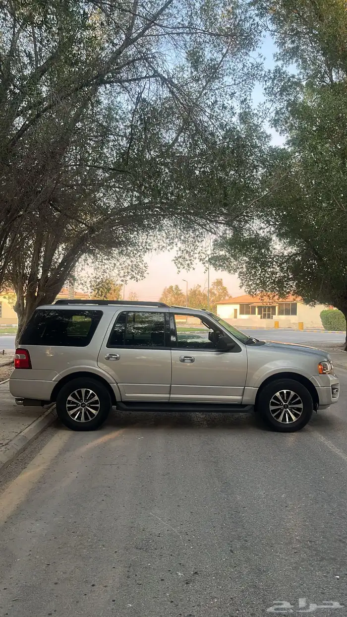 فورد اكسبدشن - 2016 - تحت الفل بدرجة -ممشى قليل - شبه وكالة 17