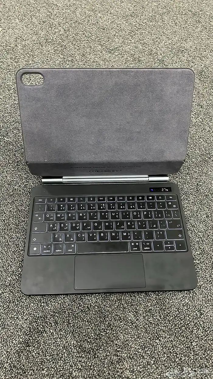 ماجيك كيبورد لوحة مفاتيح 1