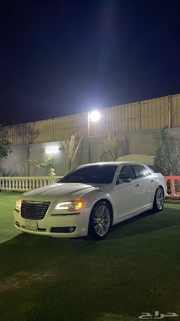 كرايسلر 2011 2