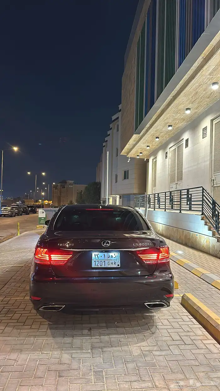 لكزس ls600 نظيف اخو الجديد 3