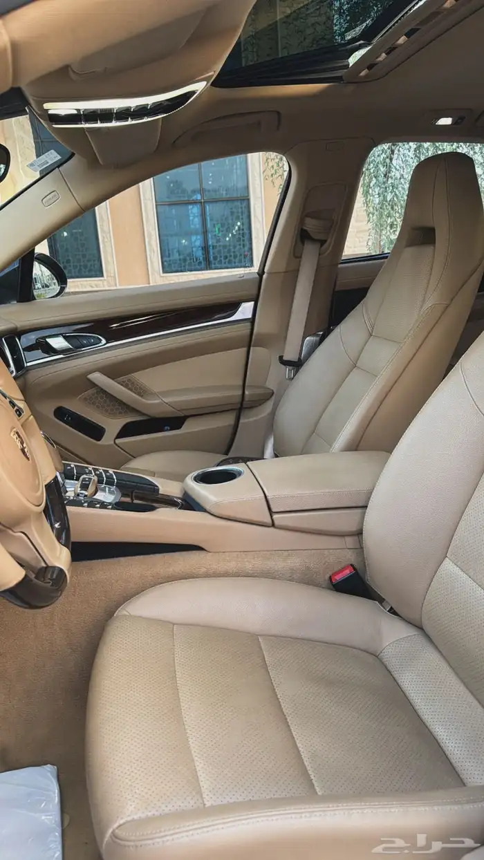 باناميرا بورش 2013 بلاتينيوم 10