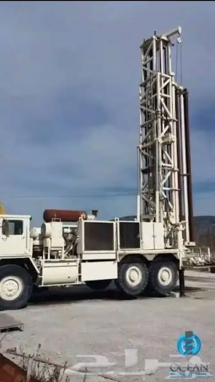 حفار آبار ارتوازية 3