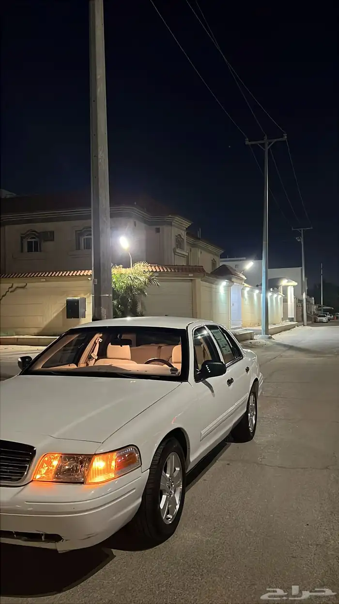 فورد فكتوريا2010 3