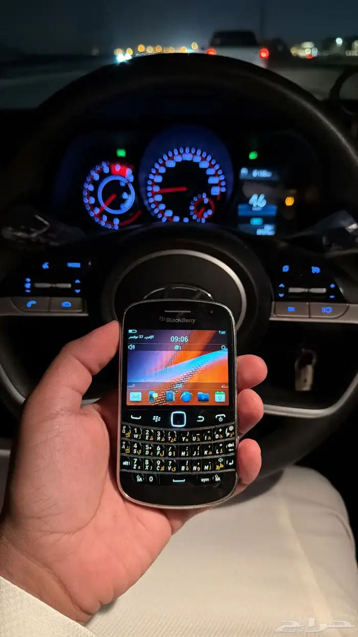 جوالات للبيع 1