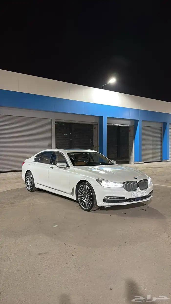 بي ام دبليو 740 اكبر حجم فل مواصفات 6