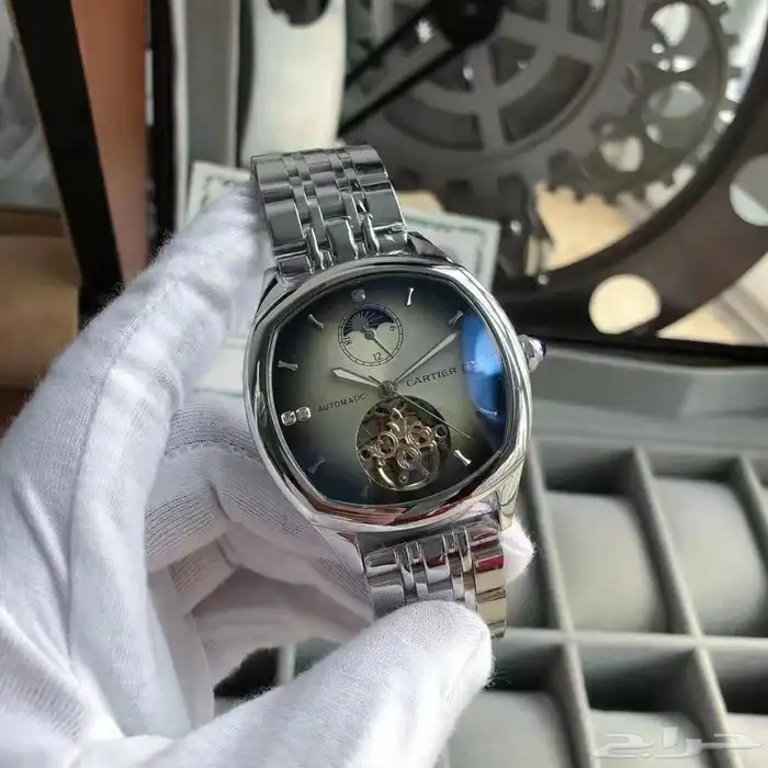 أقمشة شتوية واكسسورات رجالية ماركات عالمية فاخرة 86