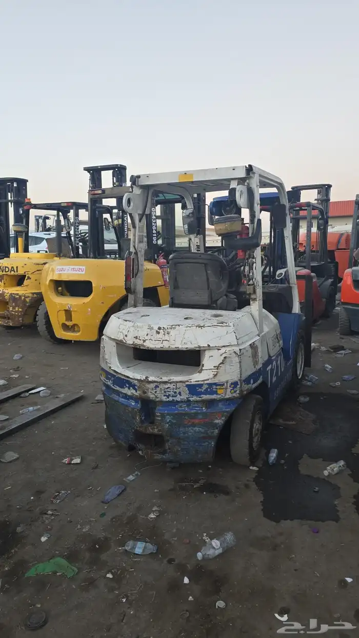 ايجار رافعات شوكيه فوركلفت رافعه شوكيه للايجار يومي شهري 4